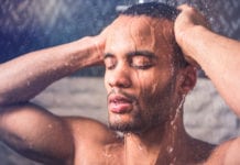 Kalt duschen am Morgen Kaltduschen am Morgen hilft gegen Tinnitus